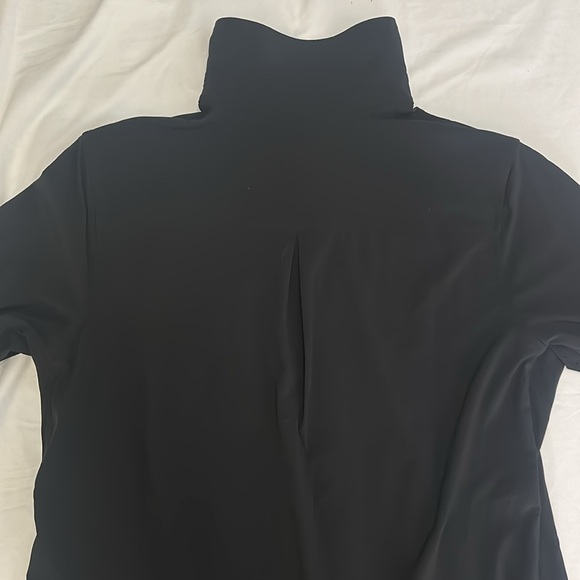 3/$150 NWT Athleta urbanite top 2.0 black small tall - Picture 12 of 14